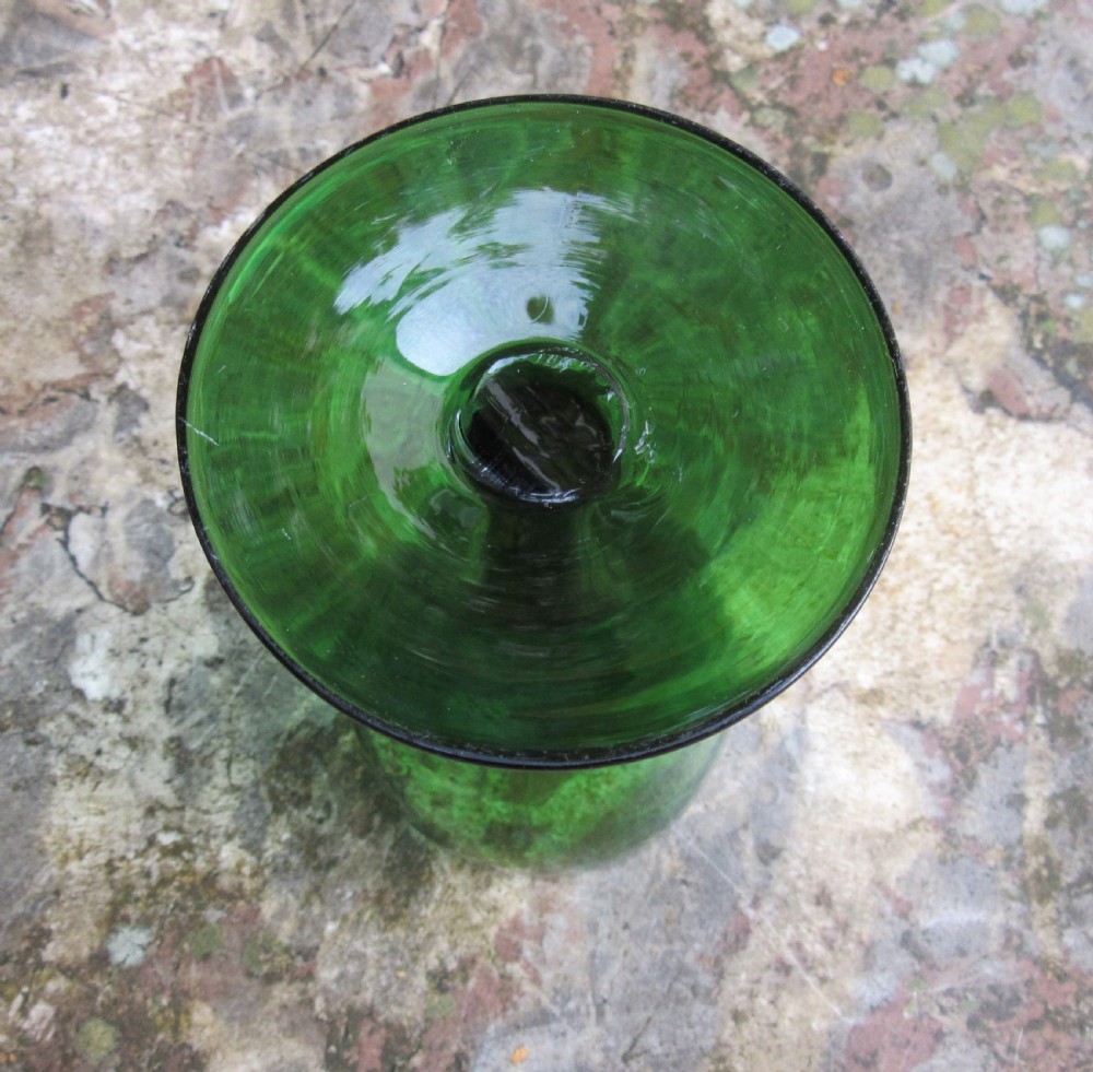 SET OF SIX GEORGIAN GREEN GLASS WINE GLASSES  View III