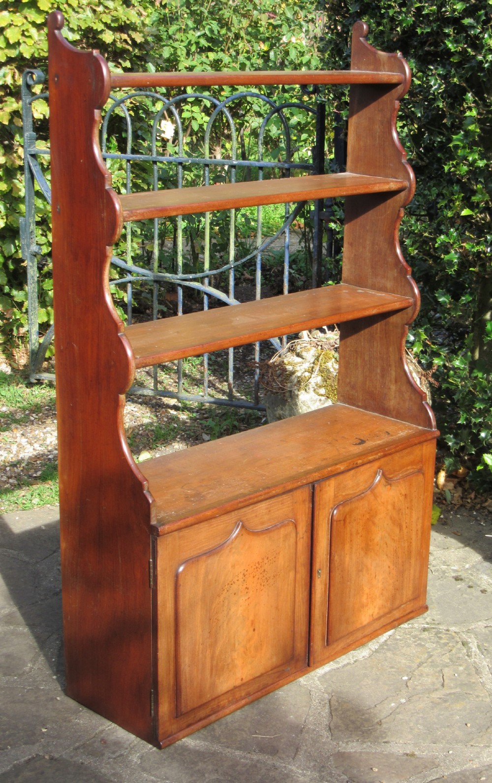 VICTORIAN MAHOGANY WATERFALL BOOKCASE