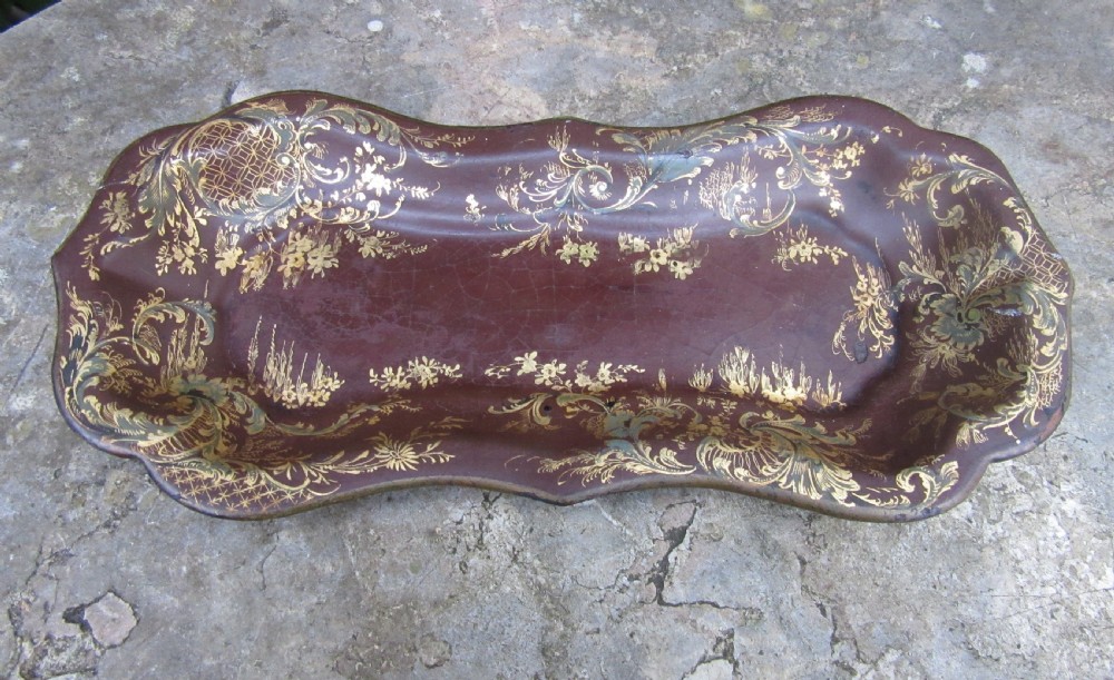 SMALL REGENCY RED PAPIER MACHE TRAY 