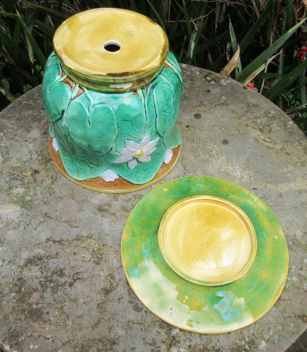 FINE VICTORIAN MAJOLICA WATER LILY JARDINIERE AND STAND View V