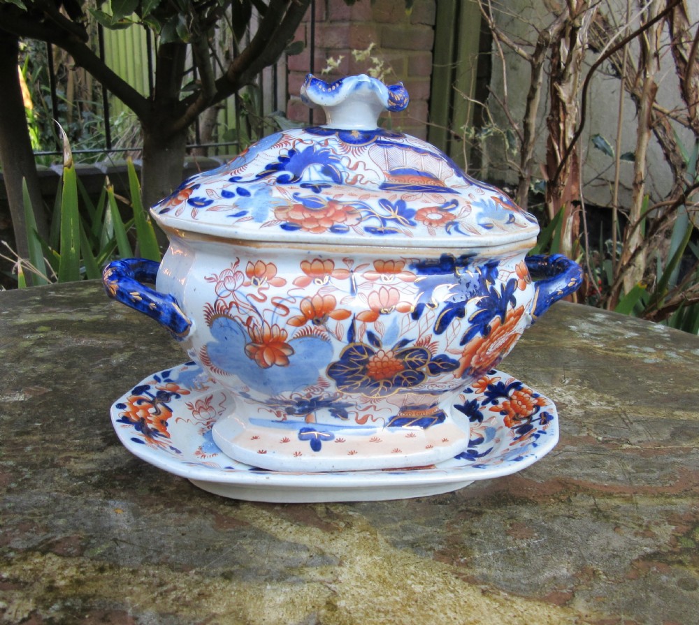 MASON'S IRONSTONE SAUCE TUREEN & STAND c1820