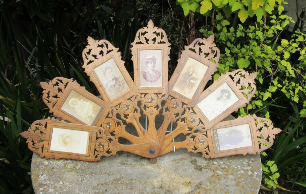 ANTIQUE SORRENTO WARE FAN PHOTO FRAME View V