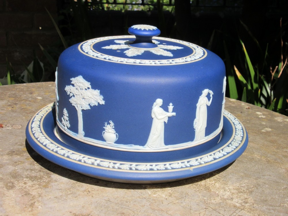ANTIQUE WEDGWOOD JASPER WARE CHEESE DOME View II