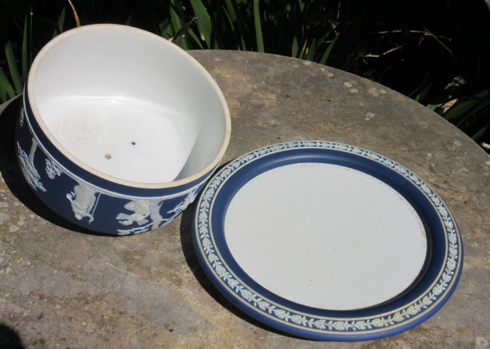 ANTIQUE WEDGWOOD JASPER WARE CHEESE DOME View VI