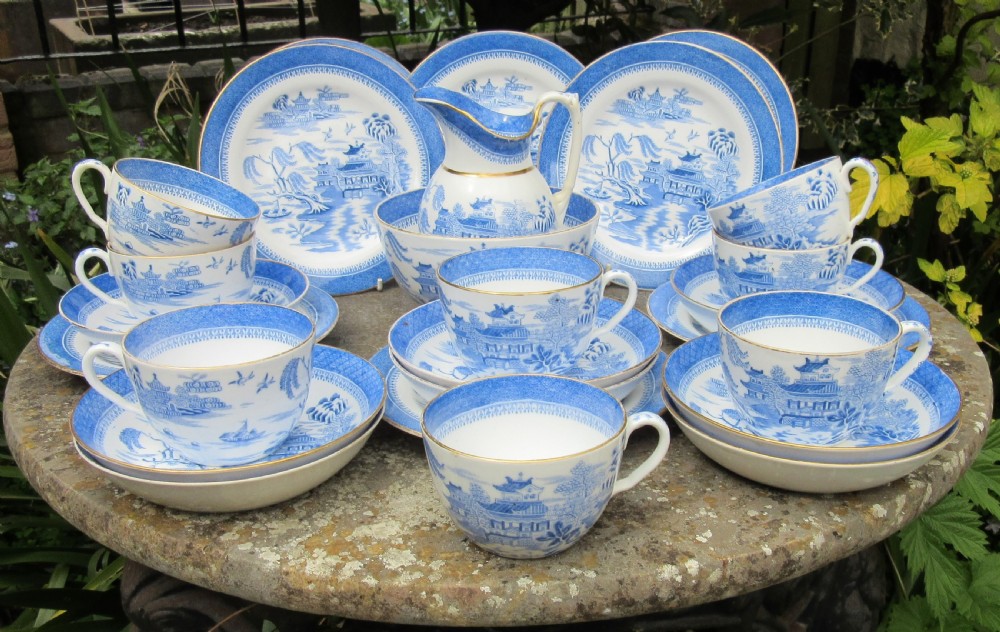 COPELAND NEW ZEALAND PORCELAIN WILLOW PATTERN TEA SET View VII