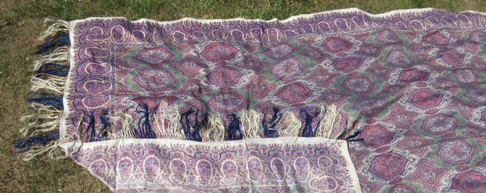 LARGE VICTORIAN PAISLEY SHAWL View IV