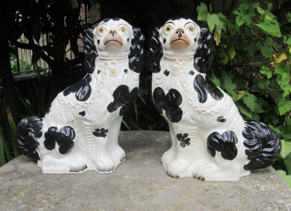 GRAND PAIR OF VICTORIAN BLACK & WHITE STAFFORDSHIRE DOGS No1