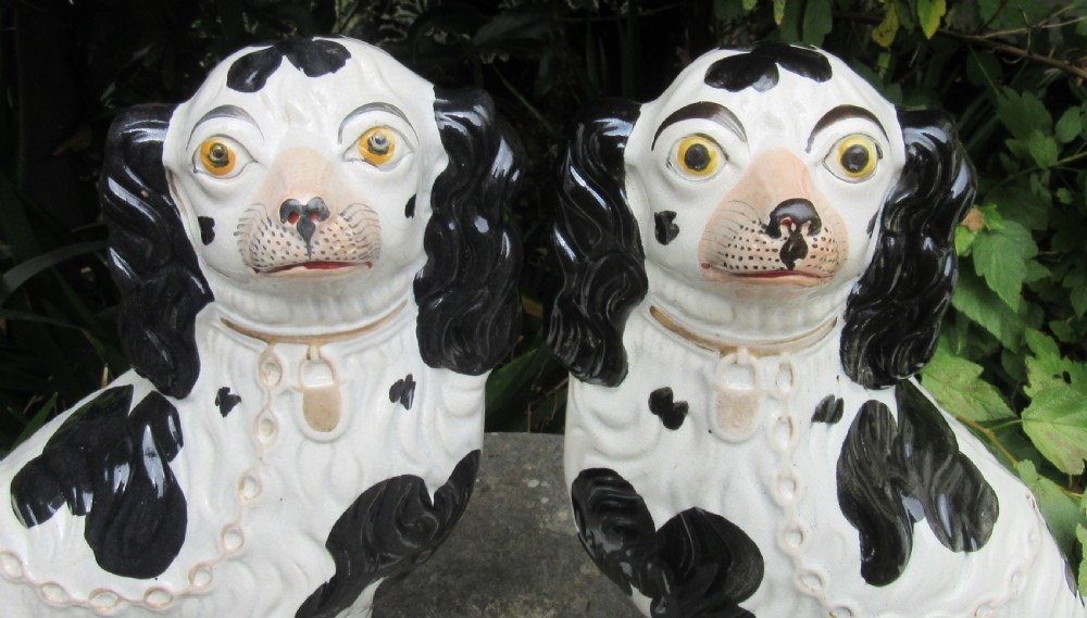 GRAND PAIR OF VICTORIAN BLACK & WHITE STAFFORDSHIRE DOGS No1 View II