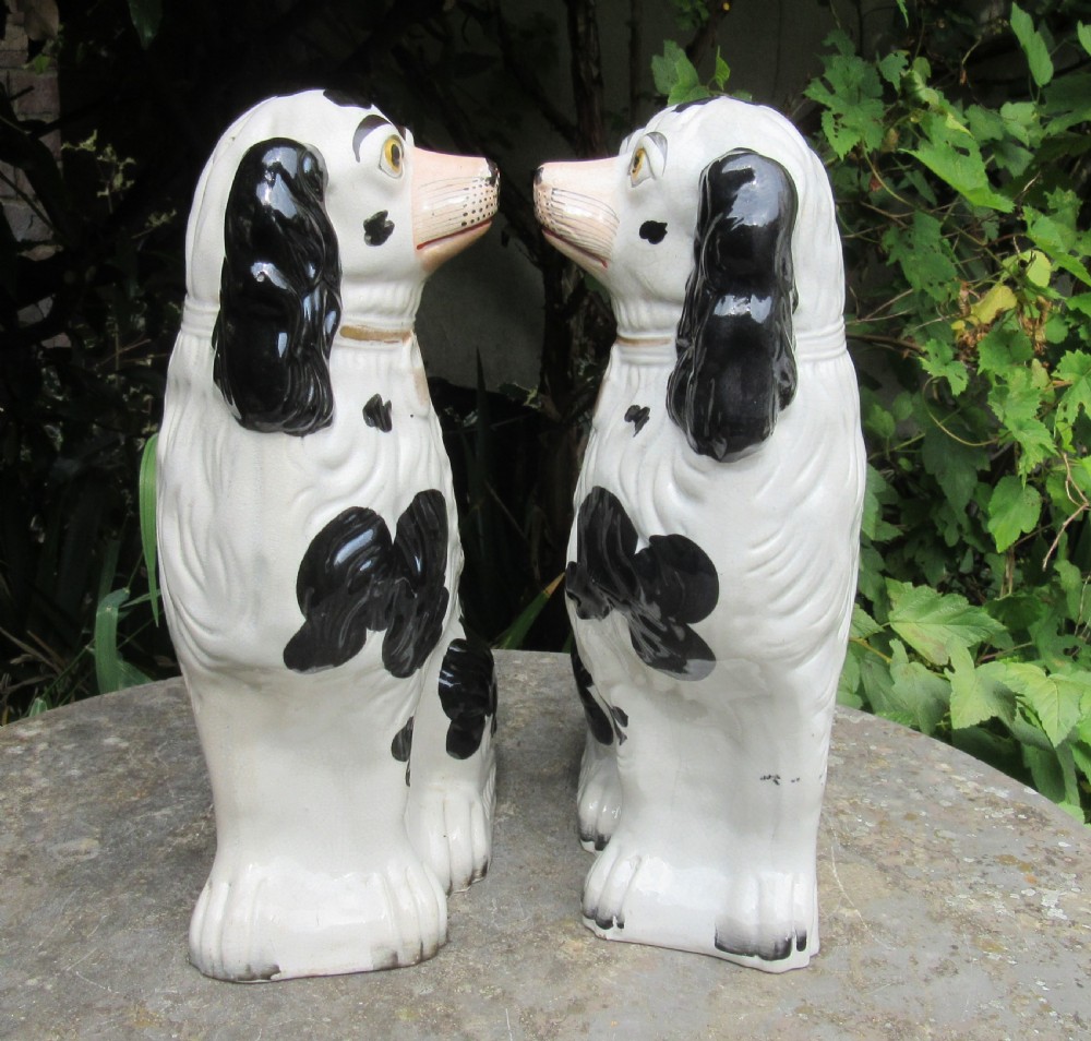 GRAND PAIR OF VICTORIAN BLACK & WHITE STAFFORDSHIRE DOGS No1 View III