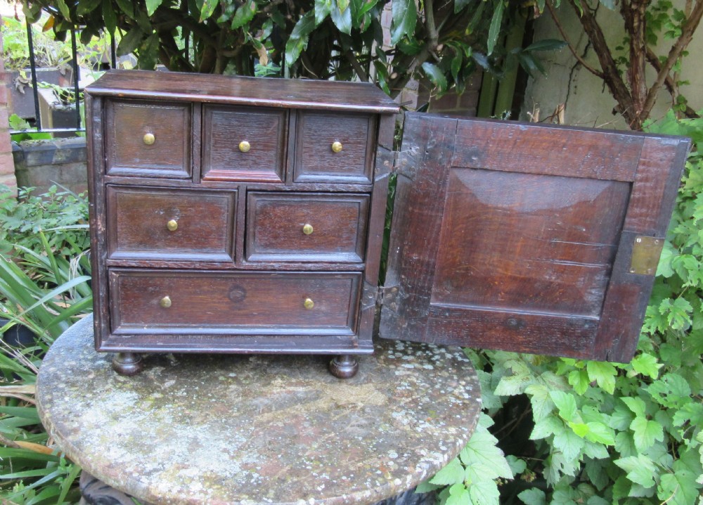 18thc  GEORGIAN OAK SPICE CUPBOARD