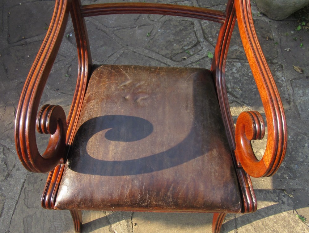 SET OF EIGHT REGENCY MAHOGANY DINING CHAIRS View VII