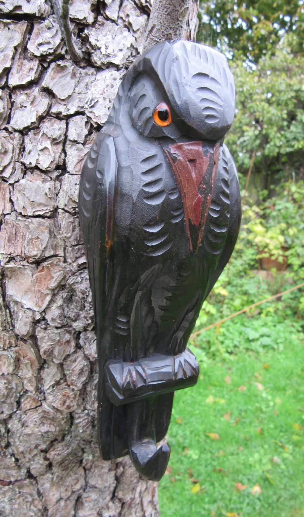 1920s CARVED WOODPECKER COAT HOOK View II