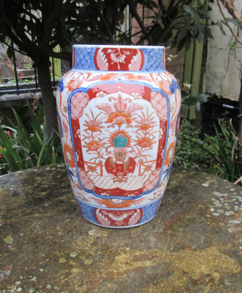 GOOD-SIZED ANTIQUE IMARI VASE c1880 View IV