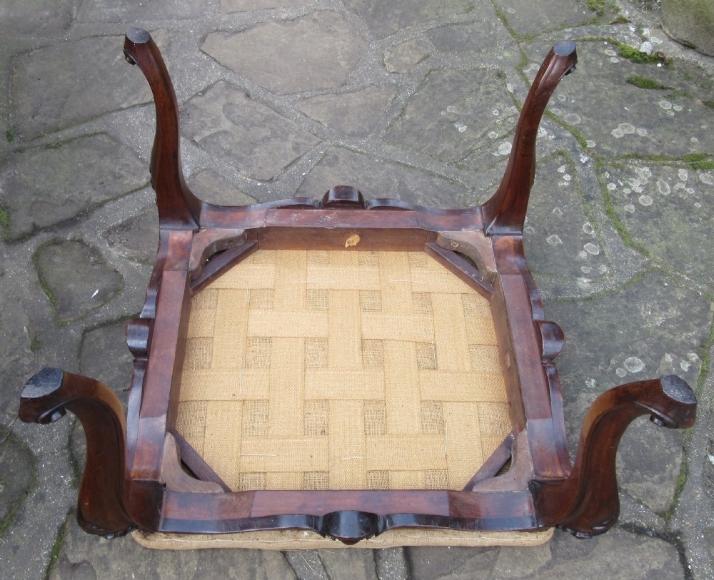 FINE VICTORIAN ROSEWOOD CABRIOLE LEG STOOL  View V