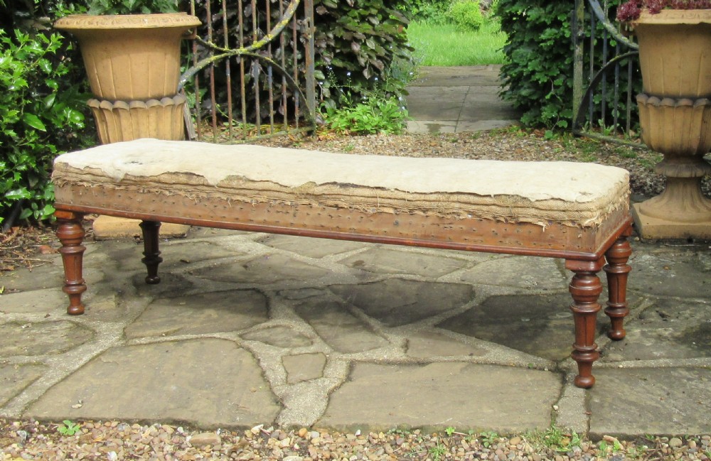 VICTORIAN WALNUT WINDOW SEAT FENDER STOOL View IV