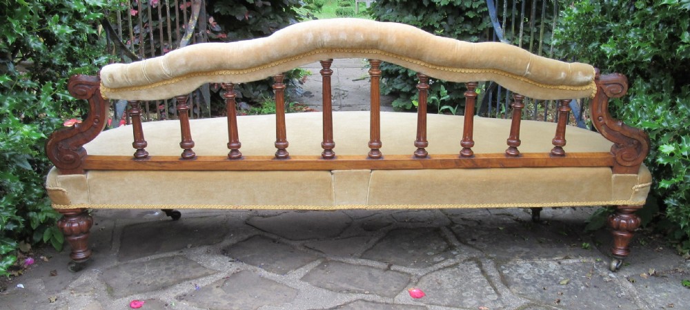 PAIR ENGLISH WALNUT SOFAS WINDOW SEATS c1870 View VIII