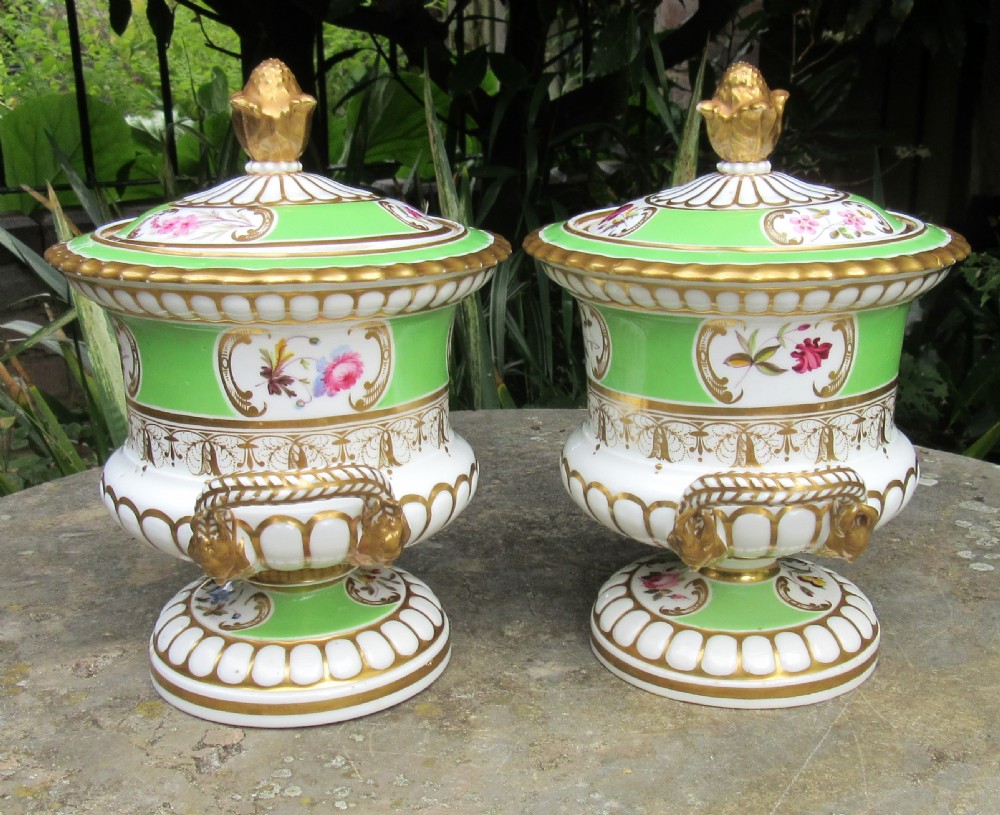 FINE PAIR CHAMBERLAINS WORCESTER PORCELAIN SAUCE TUREENS & COVERS View VIII