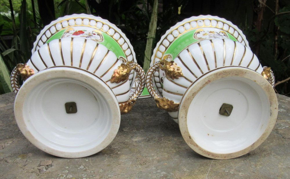 FINE PAIR CHAMBERLAINS WORCESTER PORCELAIN SAUCE TUREENS & COVERS View IX