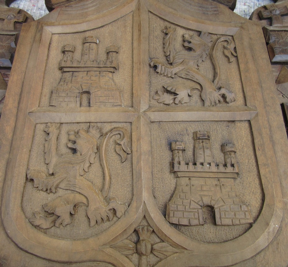 LARGE CARVED WOOD COAT OF ARMS c1920 View VIII