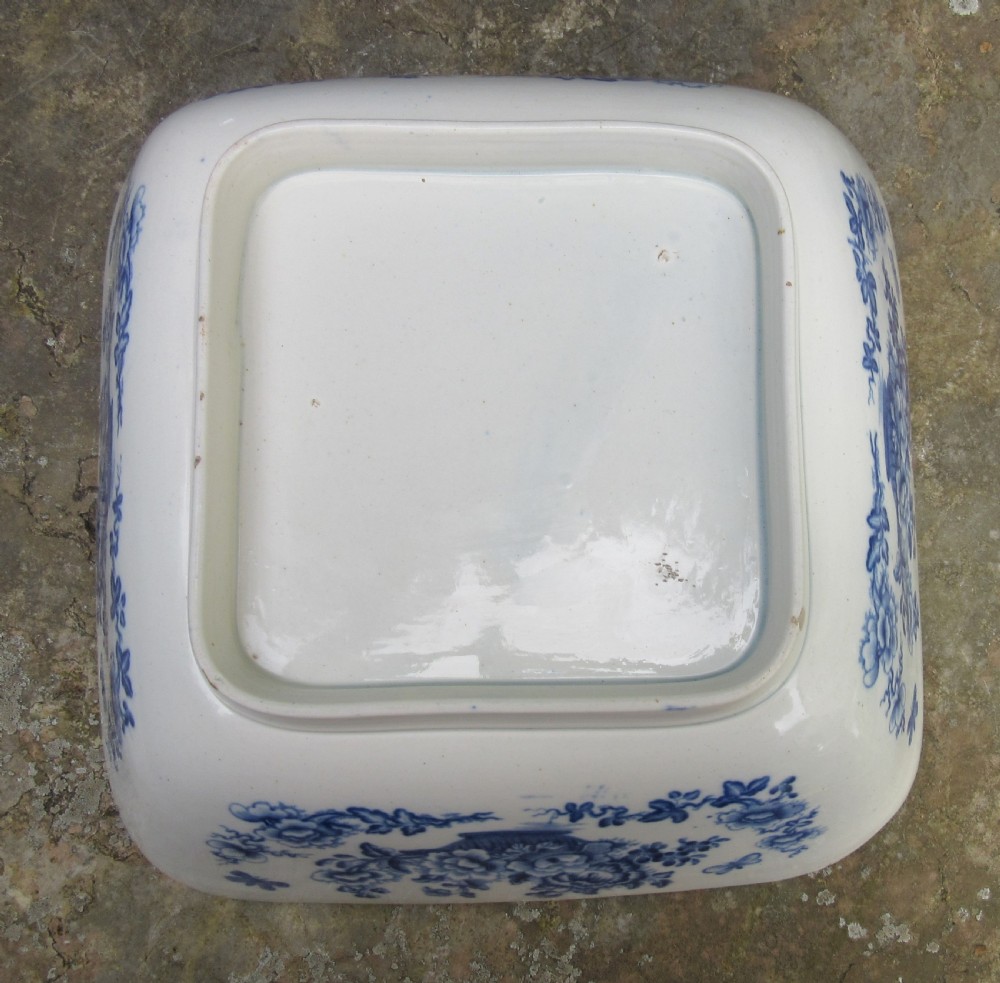 ENGLISH STAFFORDSHIRE BLUE & WHITE POTTERY BOWL c1820 View III
