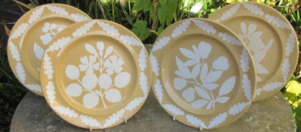 SET 4 GEORGIAN LAKIN DRAB PORCELAIN PLATES c1815 View VII