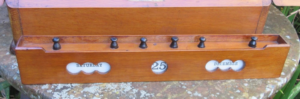 OAK PERPETUAL CALENDAR STATIONERY BOX DATED 1895 View III
