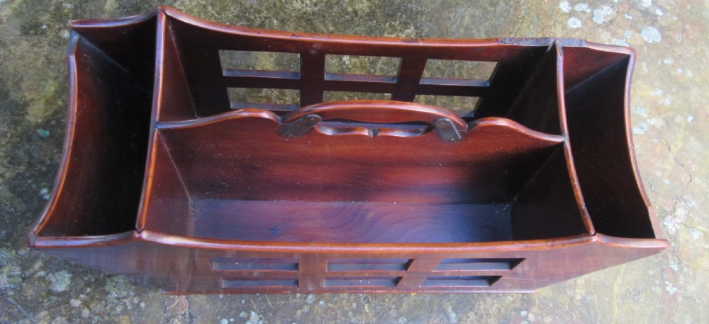 GEORGIAN YEW TREE LETTER BASKET c1820 View II