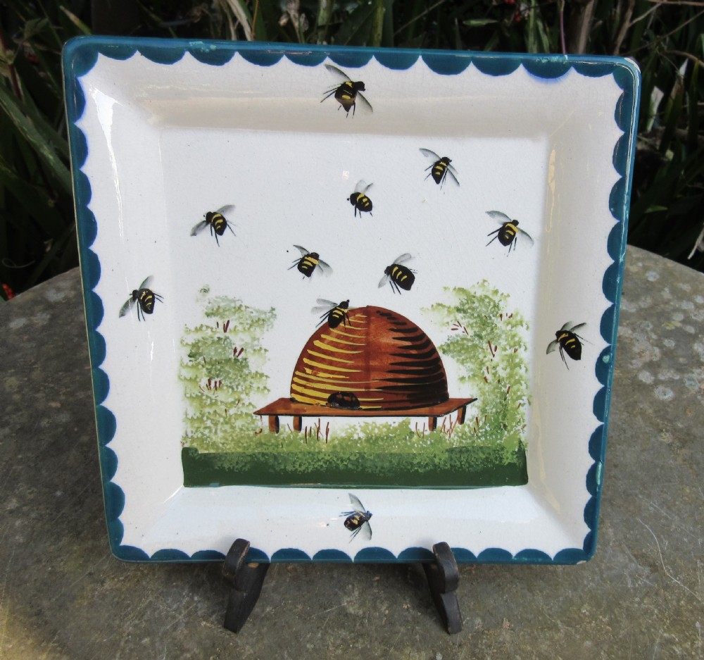 ANTIQUE WEMYSS POTTERY BEEHIVE DISH c1880