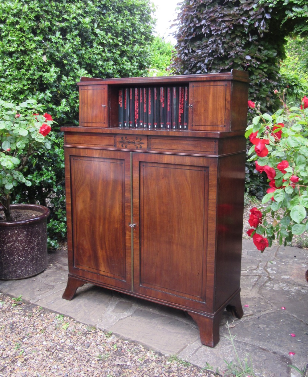 REGENCY INLAID MAHOGANY BOOKCASE c1820 View II