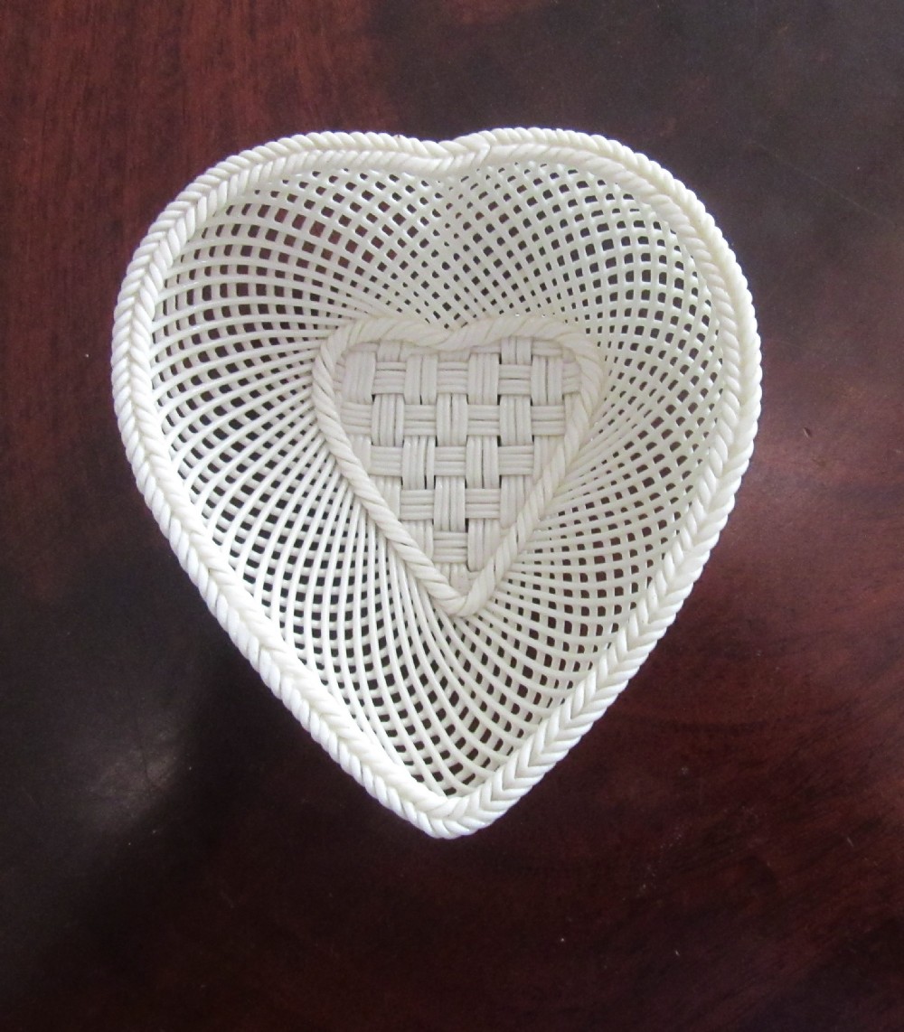 BELLEEK PORCELAIN 4 STRAND HEART BASKET