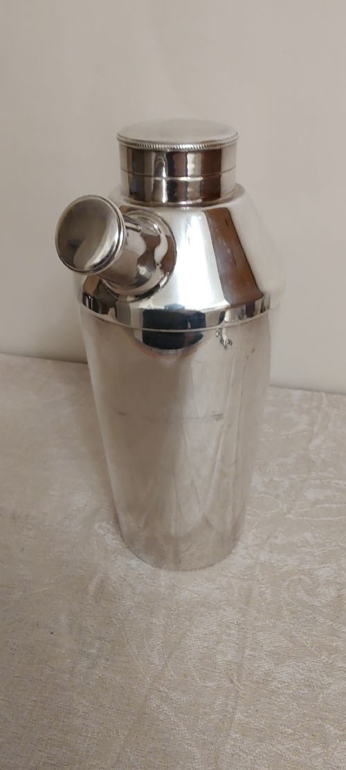 Art Deco Plate Cocktail Shaker Elkington & Co. c1930.