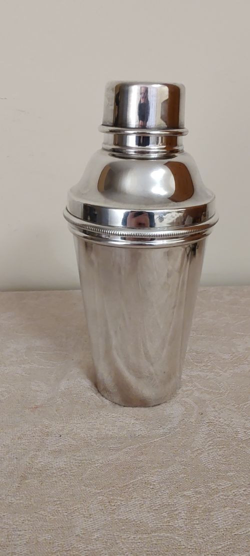 Art Deco Silverplate Walker and Hall Cocktail Shaker with Lemon Squeezer 