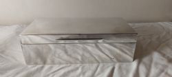 ANTIQUE SOLID SILVER MAPPIN AND WEBB CIGARETTE BOX