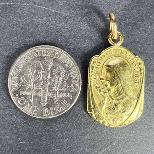 FRENCH RELIGIOUS 18K YELLOW GOLD ST THERESE CHARM PENDANT - ADDITIONAL PHOTO 10