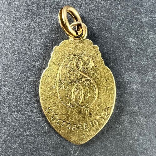 FRENCH RELIGIOUS VIRGIN MARY 18K YELLOW GOLD MEDAL PENDANT - ADDITIONAL PHOTO 2