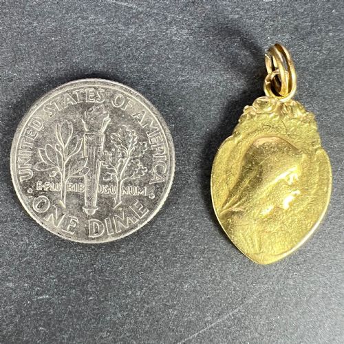 FRENCH RELIGIOUS VIRGIN MARY 18K YELLOW GOLD MEDAL PENDANT - ADDITIONAL PHOTO 8