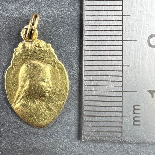 FRENCH RELIGIOUS VIRGIN MARY 18K YELLOW GOLD MEDAL PENDANT - ADDITIONAL PHOTO 9