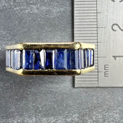 HEXAGONAL 6 CARAT BLUE SAPPHIRE 18K YELLOW GOLD ETERNITY RING - ADDITIONAL PHOTO 12