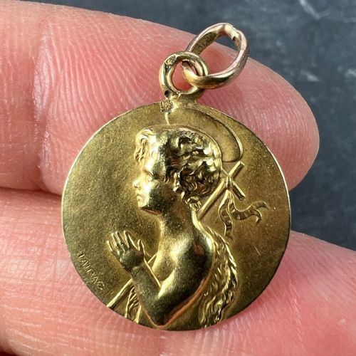 FRENCH TAIRAC SAINT JOHN THE BAPTIST JEAN 18K YELLOW GOLD CHARM PENDANT - ADDITIONAL PHOTO 5