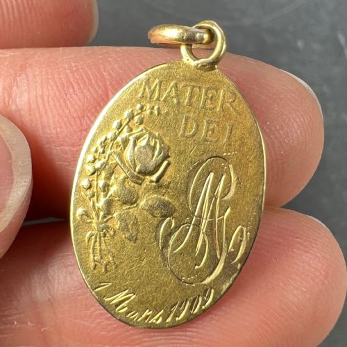 FRENCH DROPSY MADONNA AND CHILD 18K YELLOW GOLD CHARM PENDANT - ADDITIONAL PHOTO 3