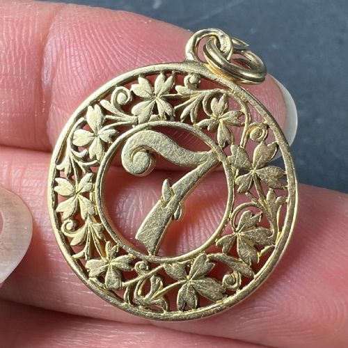LUCKY 'NUMBER 7' FOUR LEAF CLOVER 18K YELLOW GOLD GOOD LUCK CHARM PENDANT - ADDITIONAL PHOTO 4