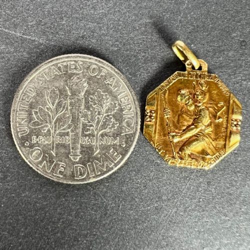 FRENCH THIERY SAINT CHRISTOPHER TRIUMPH OF SPEED 18K YELLOW GOLD CHARM PENDANT - ADDITIONAL PHOTO 9