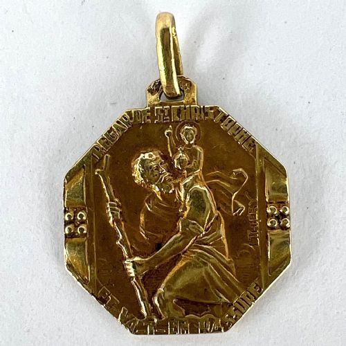 FRENCH THIERY SAINT CHRISTOPHER TRIUMPH OF SPEED 18K YELLOW GOLD CHARM PENDANT - ADDITIONAL PHOTO 10