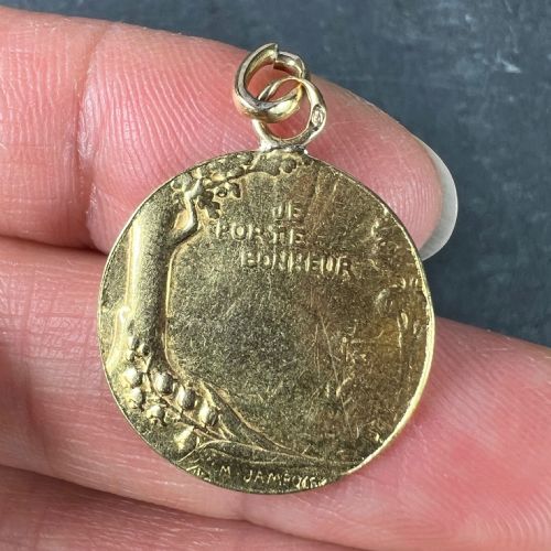 FRENCH BONHEUR GOOD LUCK 18K YELLOW GOLD LUCKY CHARM MEDAL PENDANT - ADDITIONAL PHOTO 4