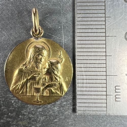 FRENCH LASSERRE JESUS CHRIST COMMUNION 18K YELLOW GOLD MEDAL CHARM PENDANT - ADDITIONAL PHOTO 8