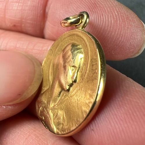 FRENCH 18K YELLOW GOLD VIRGIN MARY VIRGO VIRGINUM MEDAL PENDANT - ADDITIONAL PHOTO 8
