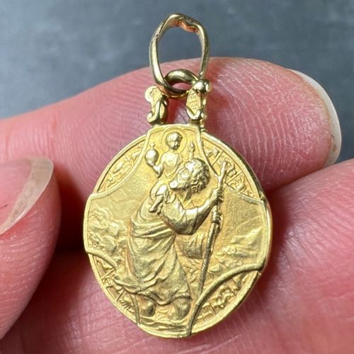 FRENCH ZODIAC SAINT CHRISTOPHER TRIUMPH OF SPEED 18K YELLOW GOLD CHARM PENDANT - ADDITIONAL PHOTO 5