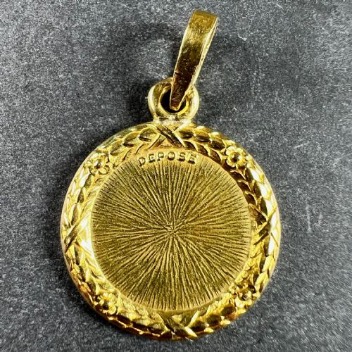 AUGIS FRENCH PLUS QUHIER MORE THAN YESTERDAY 18K YELLOW GOLD LOVE MEDAL PENDANT - ADDITIONAL PHOTO 2