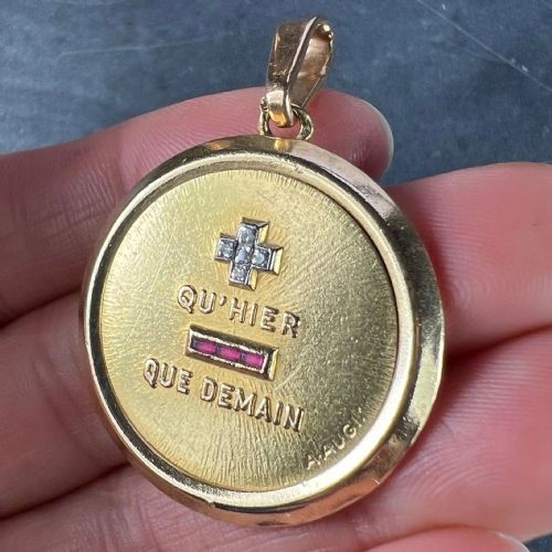 LARGE AUGIS FRENCH PLUS QUHIER RUBY DIAMOND 18K YELLOW GOLD LOVE CHARM PENDANT - ADDITIONAL PHOTO 5