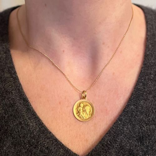 VINTAGE FRENCH ST CHRISTOPHER 18K YELLOW GOLD CHARM PENDANT - ADDITIONAL PHOTO 3
